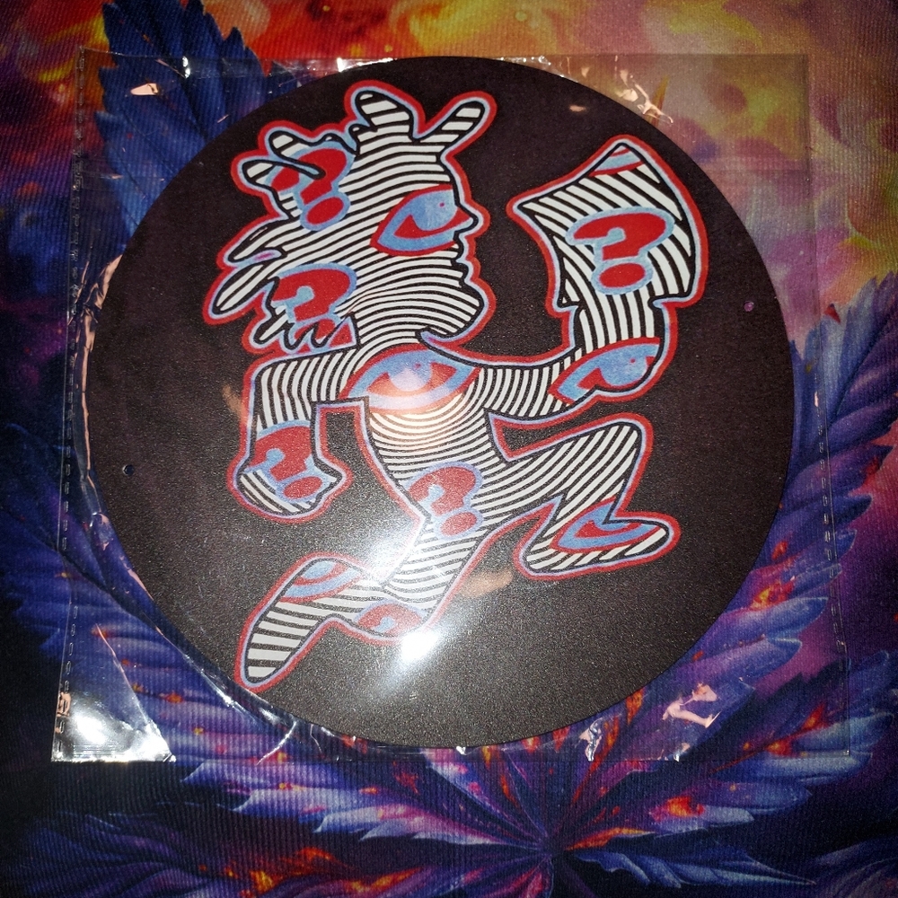 ☆HatchetMan Metal Sign☆ - Picture 7 of 9